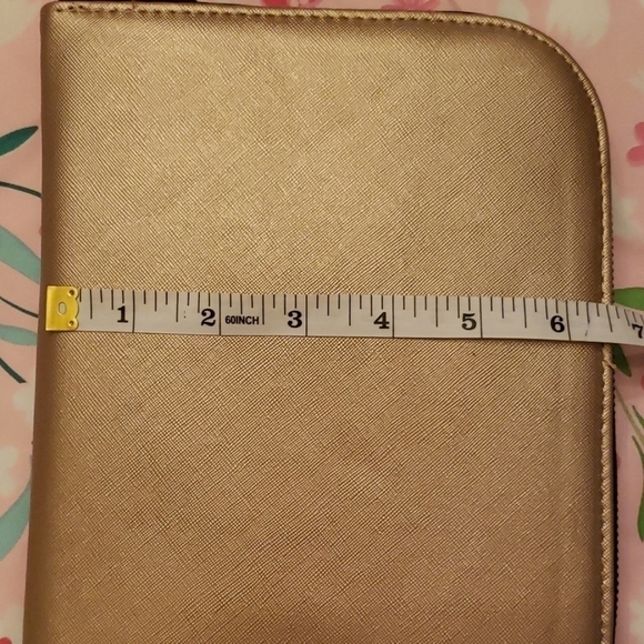 HALSTON jewelry case. - Picture 12 of 13